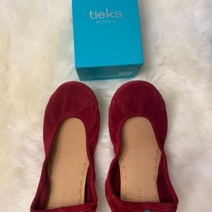Ballet Flats Size 9 / Tieks by Gavrieli/ Color: Rouge (Red)